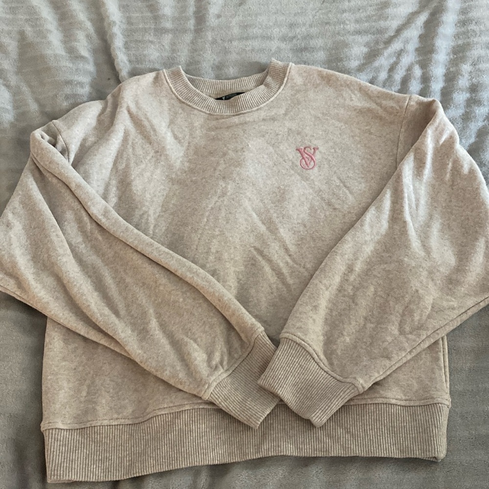VS On Point Crewneck